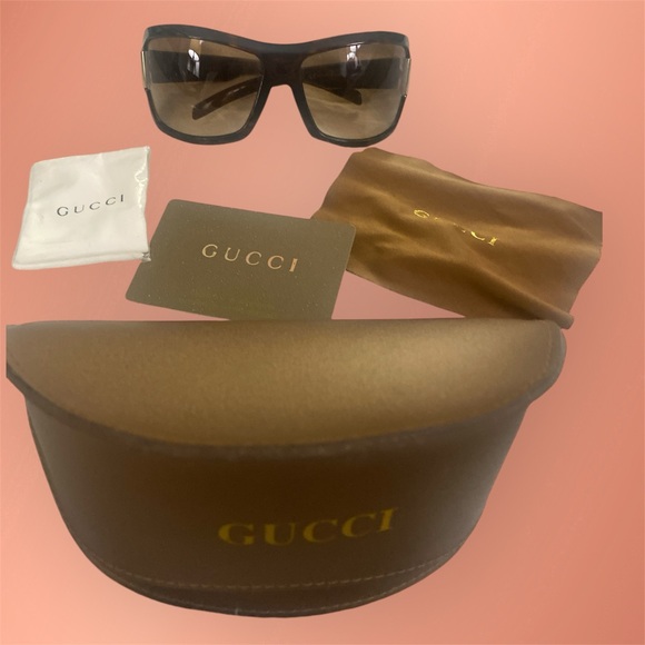 Gucci GG 1546 Tortoise Shell Women's Sunglass Frame 66-16-120. EUC - Picture 12 of 12